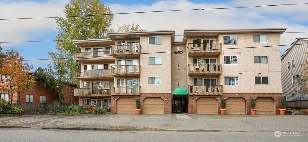 Photo of 12035 32nd Avenue NE #101, Seattle, WA 98125 (MLS # 2305060)