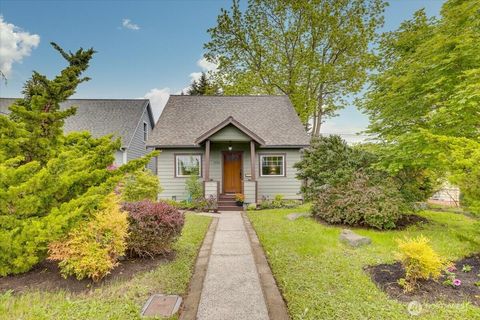 Photo of 1505 Lombard Avenue, Everett, WA 98201 (MLS # 2520438)