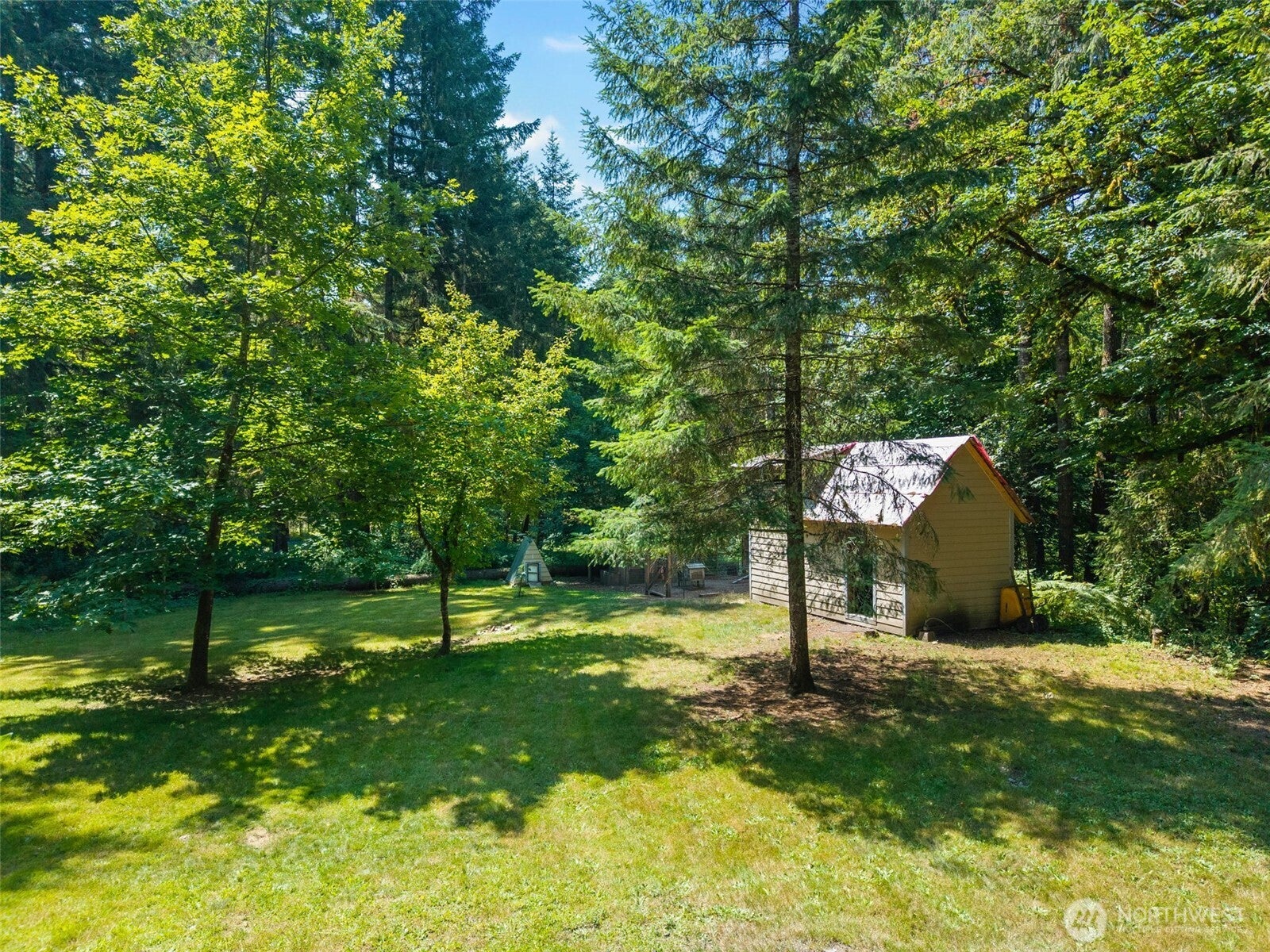 268 Hawkins Road S