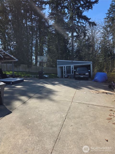 Photo of 12501 SE 203 Place SE, Kent, WA 98031 (MLS # 2512773)
