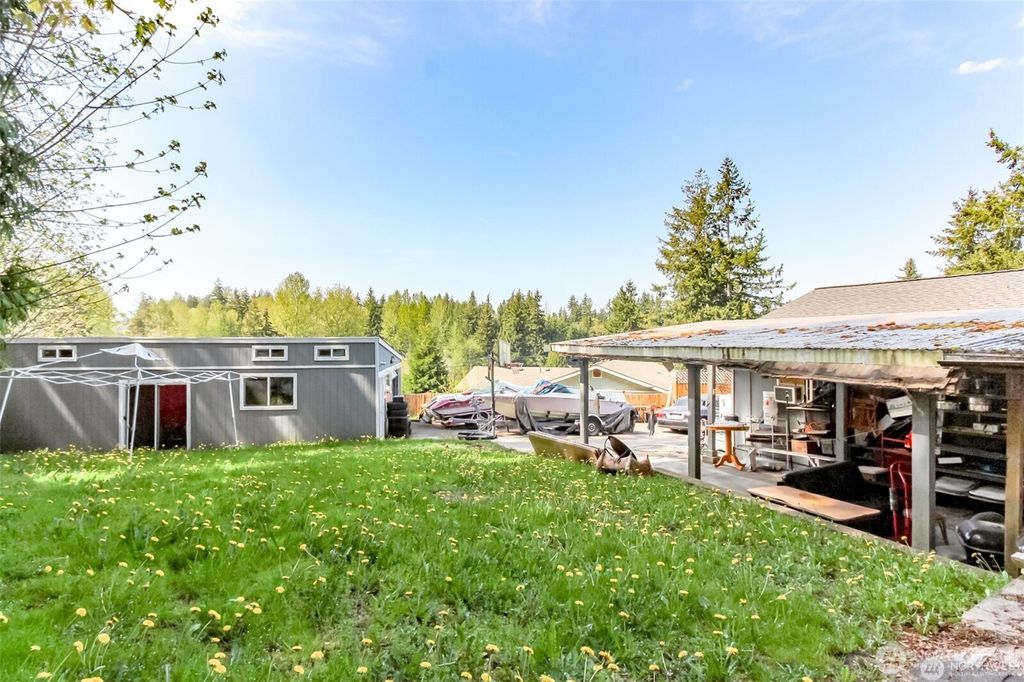 Photo of 12501 SE 203 Place SE, Kent, WA 98031 (MLS # 2512773)