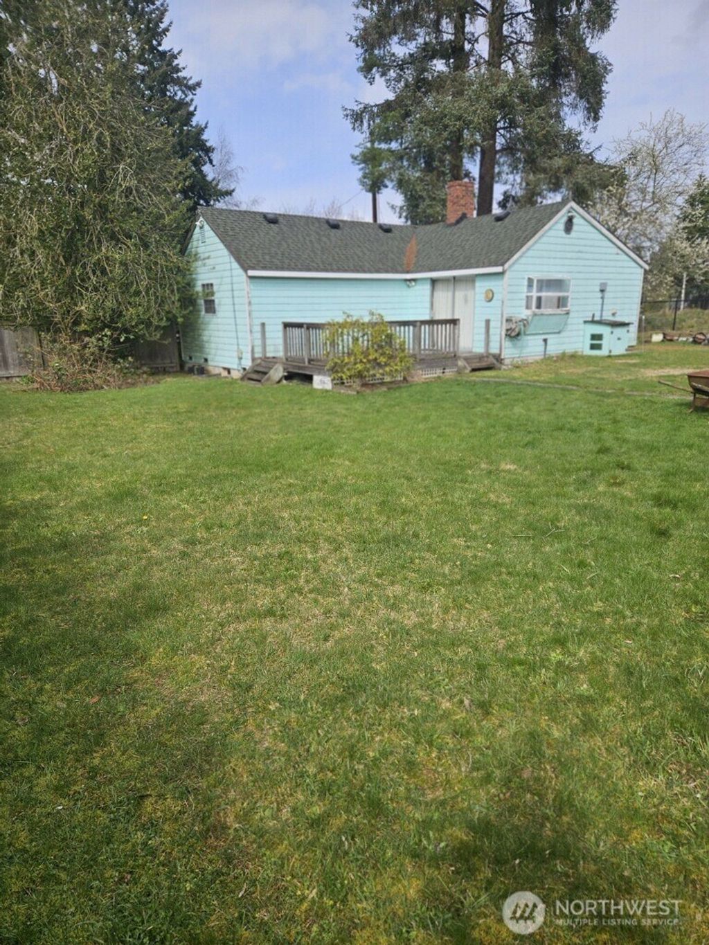 Photo of 17417 Spruce Way, Lynnwood, WA 98037 (MLS # 2498172)