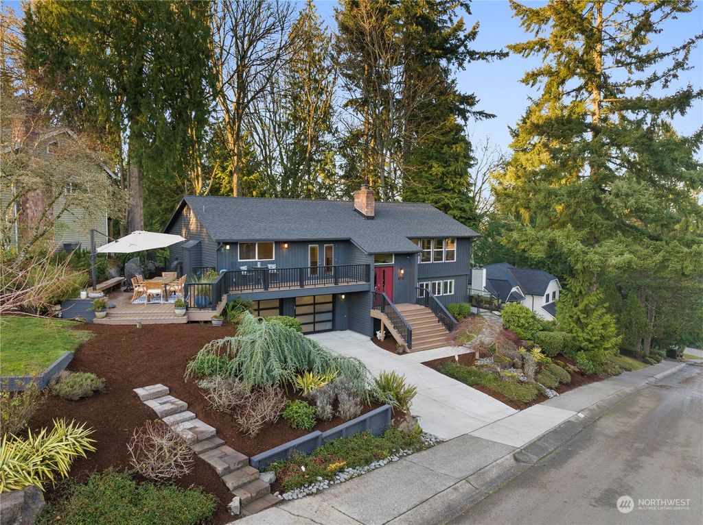 Photo of 4712 164th Place NE, Redmond, WA 98052 (MLS # 2309218)