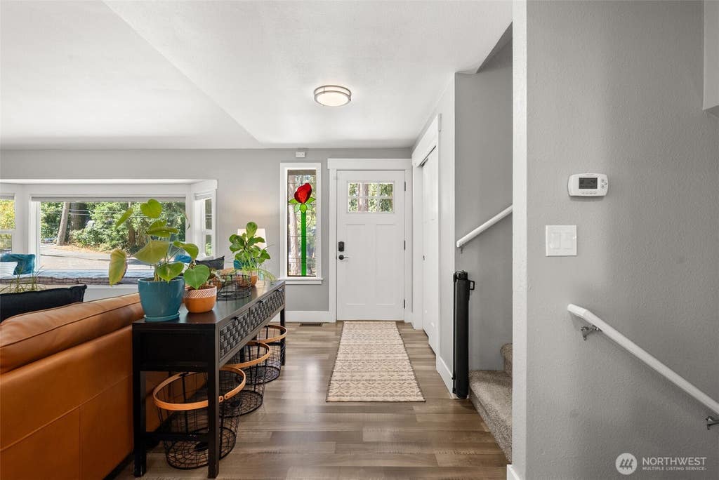 Photo of 5519 43rd Avenue E, Tacoma, WA 98443 (MLS # 2559902)