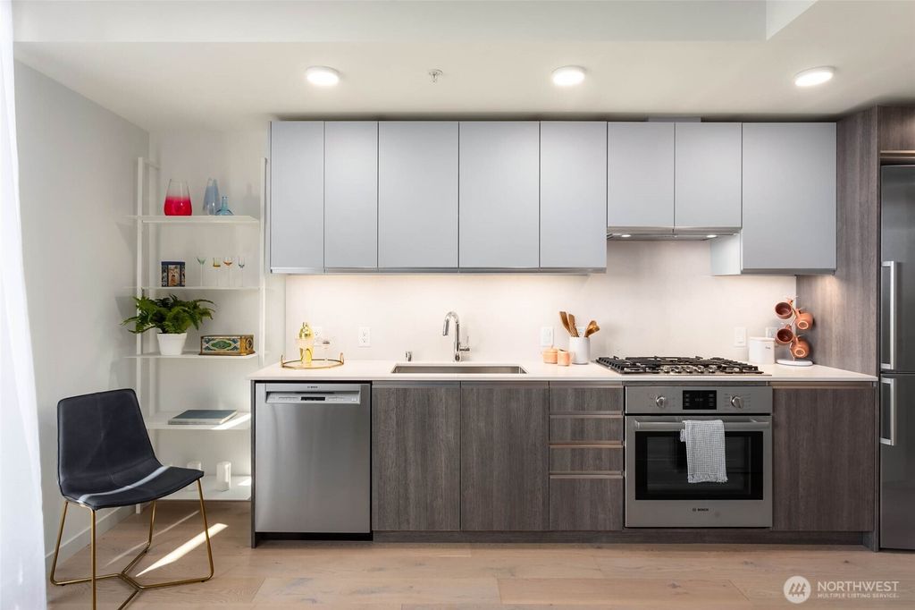 Photo of 800 Columbia Street #708, Seattle, WA 98104 (MLS # 2402283)