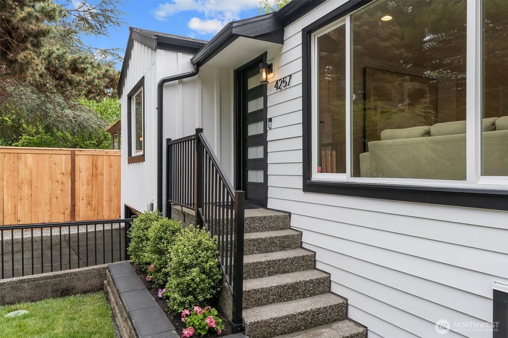 Photo of 4257 W 33rd Ave Ave W #1, Seattle, WA 98199 (MLS # 2510881)