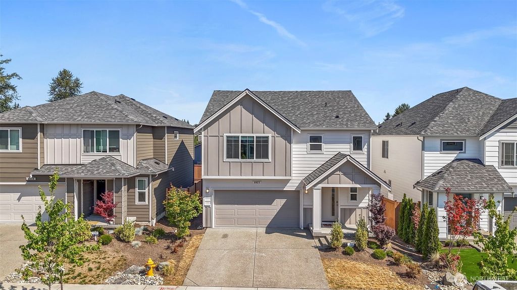 Photo of 8827 53rd Place NE, Marysville, WA 98270 (MLS # 2400985)