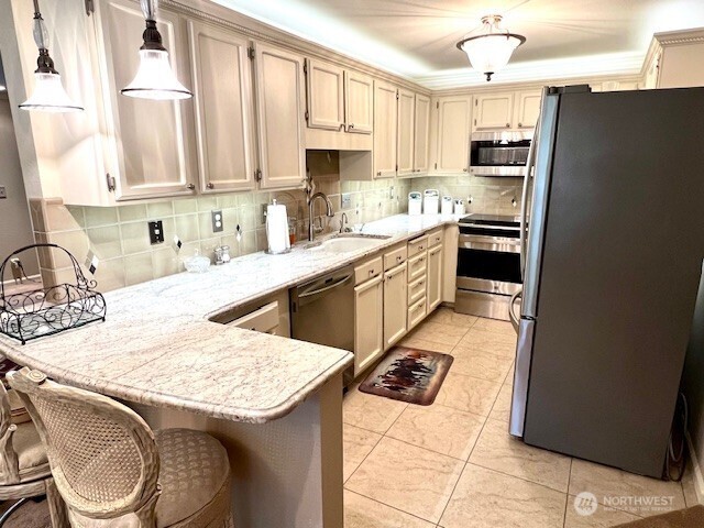 399 S Palouse Street 3