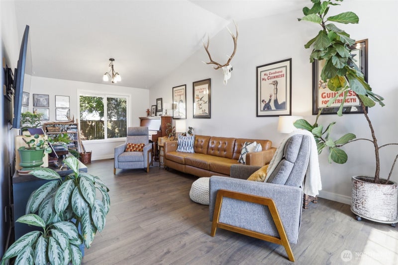 246 Sparks Drive