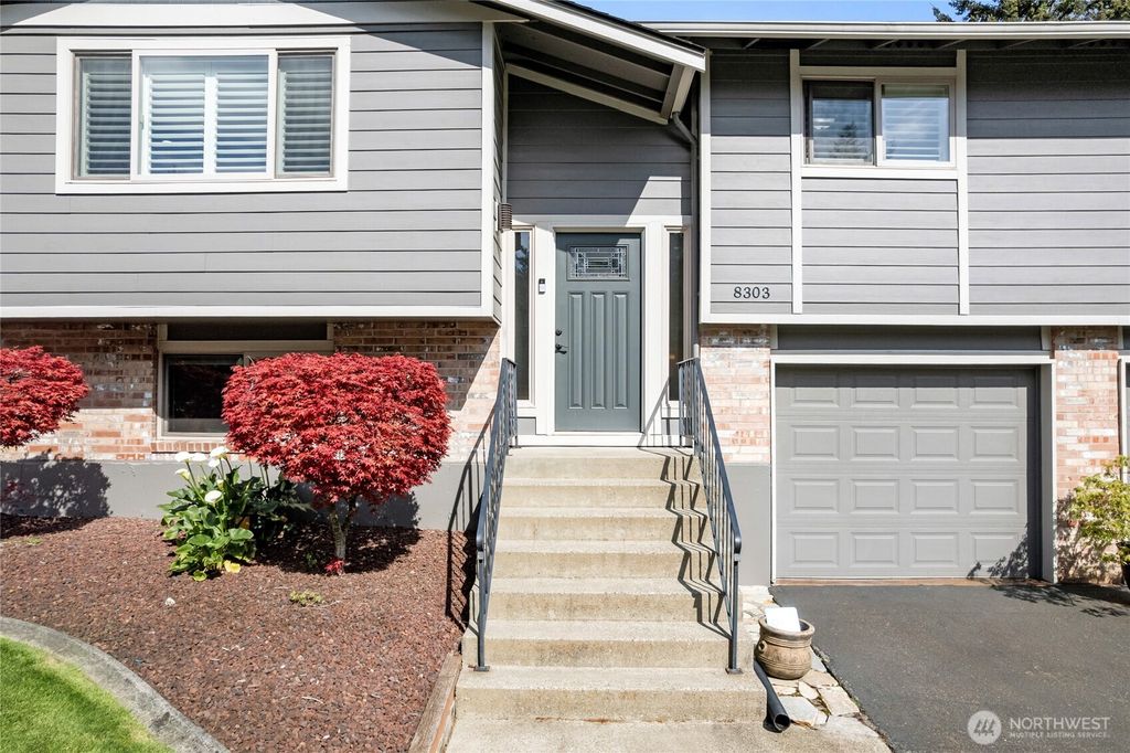 Photo of 8303 55th Street W, University Place, WA 98467 (MLS # 2516343)