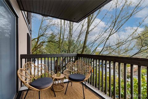 1425 S Puget Drive Unit O-4, Renton, WA 98055 - MLS#: 2354917