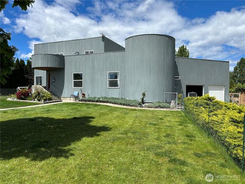 Photo of 36 River Overlook Street, Omak, WA 98841 (MLS # 2538802)