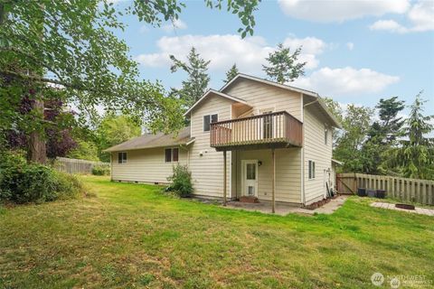 Photo of 2208 Legato Drive, Oak Harbor, WA 98277 (MLS # 2430995)