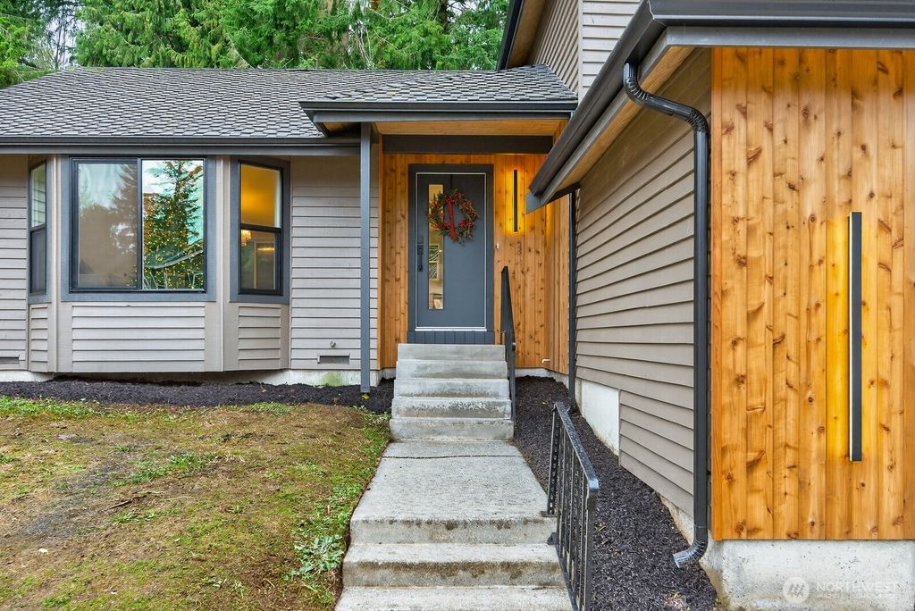 Photo of 14116 60th Avenue SE, Everett, WA 98208 (MLS # 2458807)