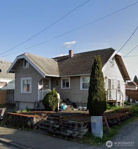 Photo of 812 E 38th Street, Tacoma, WA 98404 (MLS # 2446964)