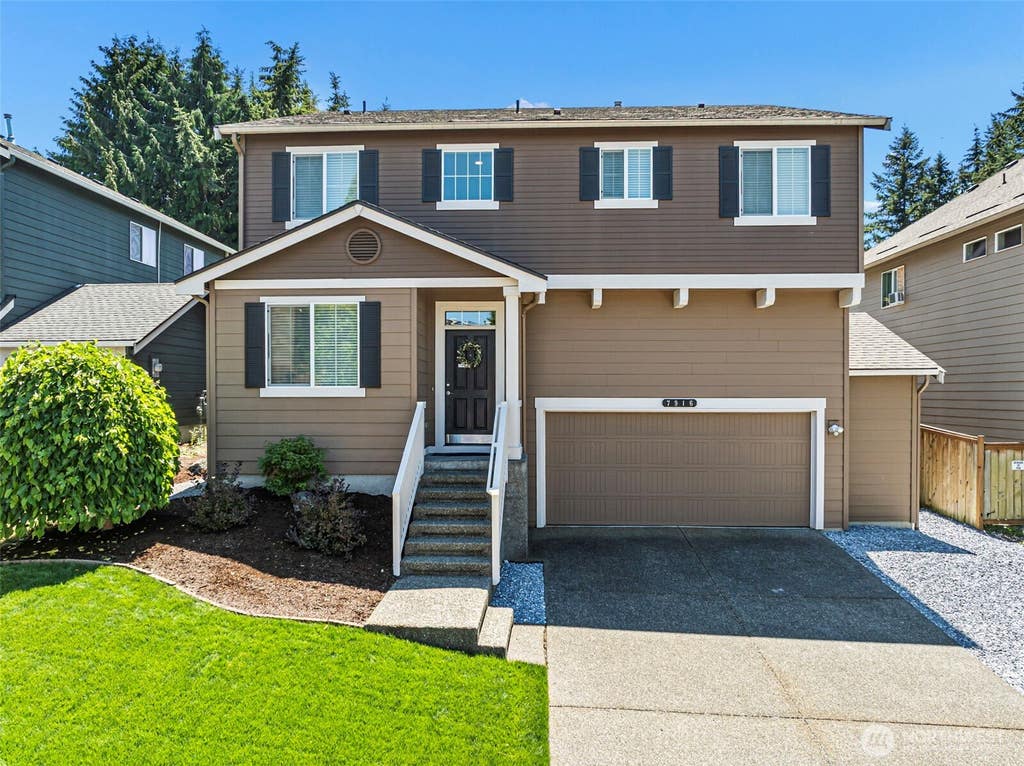 Photo of 7916 155th Street Ct E, Puyallup, WA 98375 (MLS # 2558829)