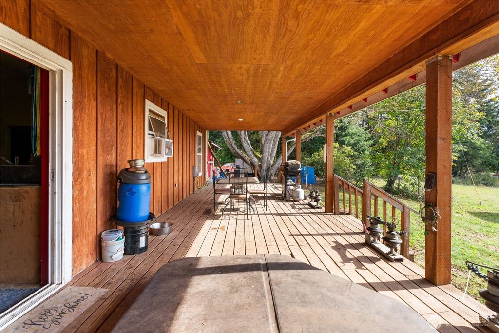 Photo of 39812 94th Avenue, La Center, WA 98629 (MLS # 2446674)