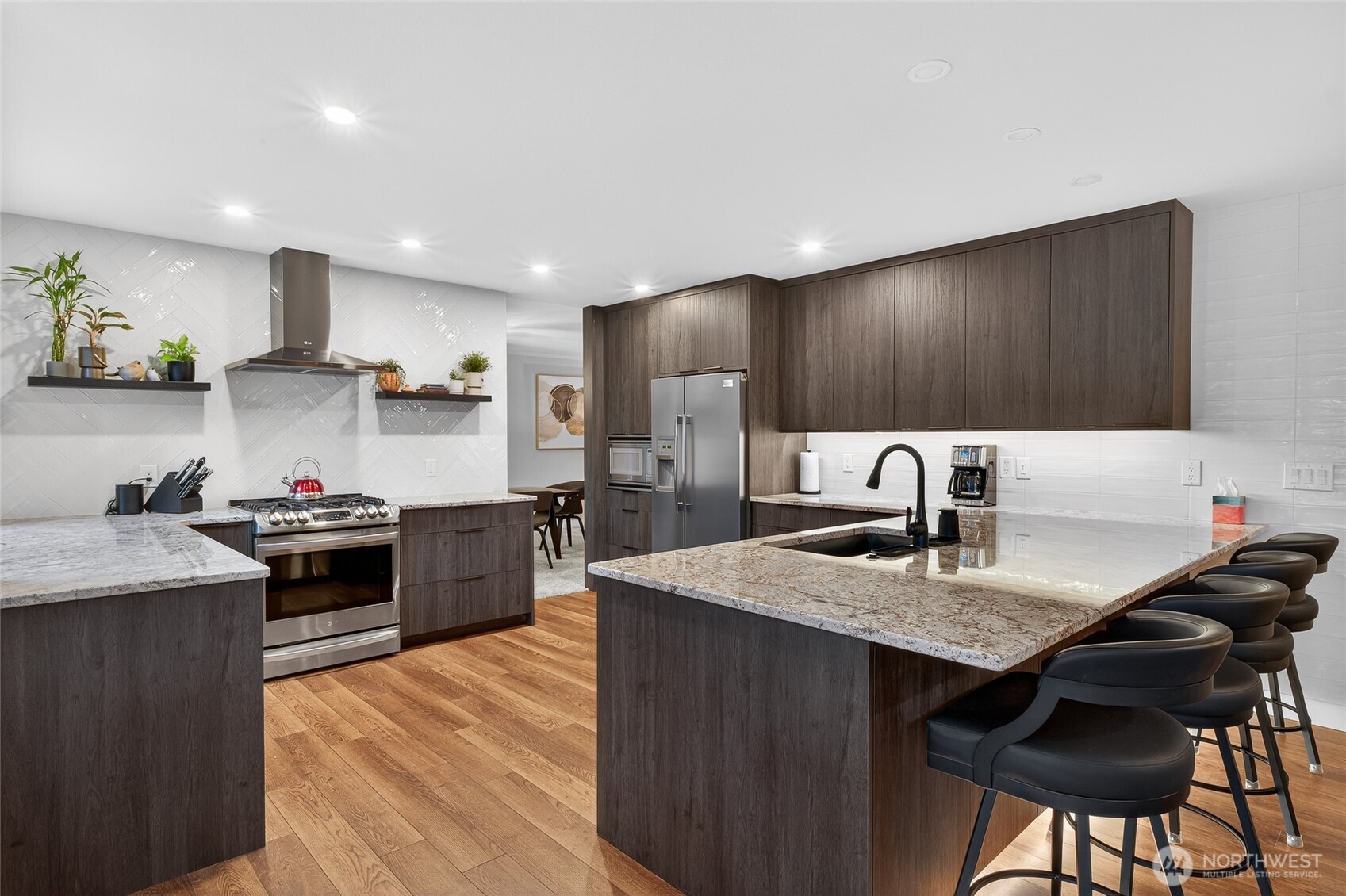 Blaine, Washington, 98230, United States, 4 Bedrooms Bedrooms, ,4 BathroomsBathrooms,Residential,Active,2032408