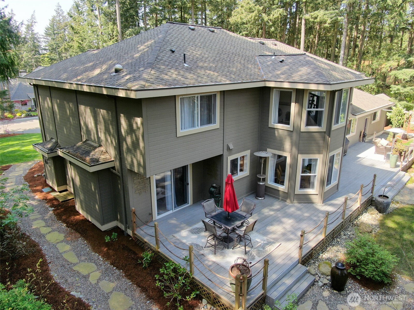 Blaine, Washington, 98230, United States, 4 Bedrooms Bedrooms, ,4 BathroomsBathrooms,Residential,Active,2032408
