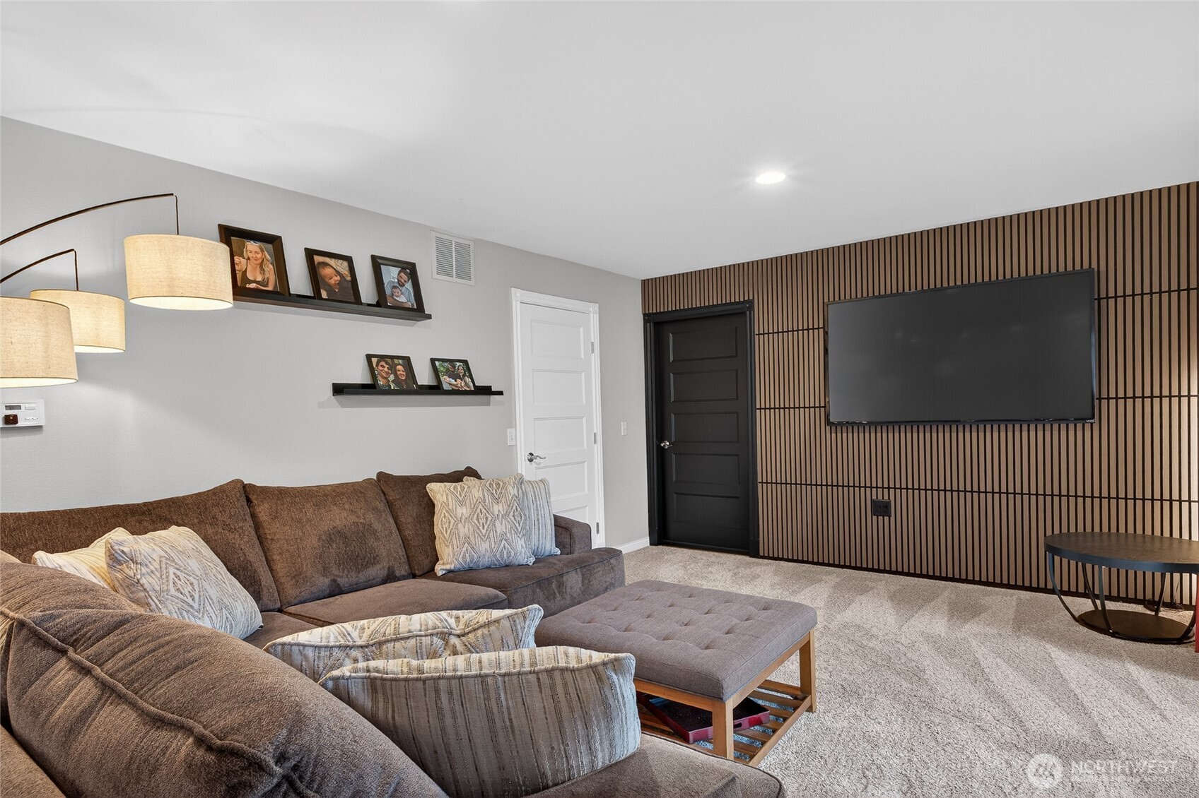 Blaine, Washington, 98230, United States, 4 Bedrooms Bedrooms, ,4 BathroomsBathrooms,Residential,Active,2032408