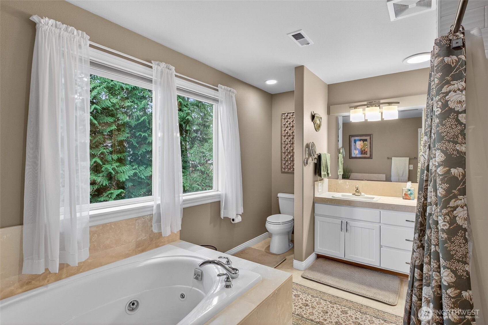 Blaine, Washington, 98230, United States, 4 Bedrooms Bedrooms, ,4 BathroomsBathrooms,Residential,Active,2032408
