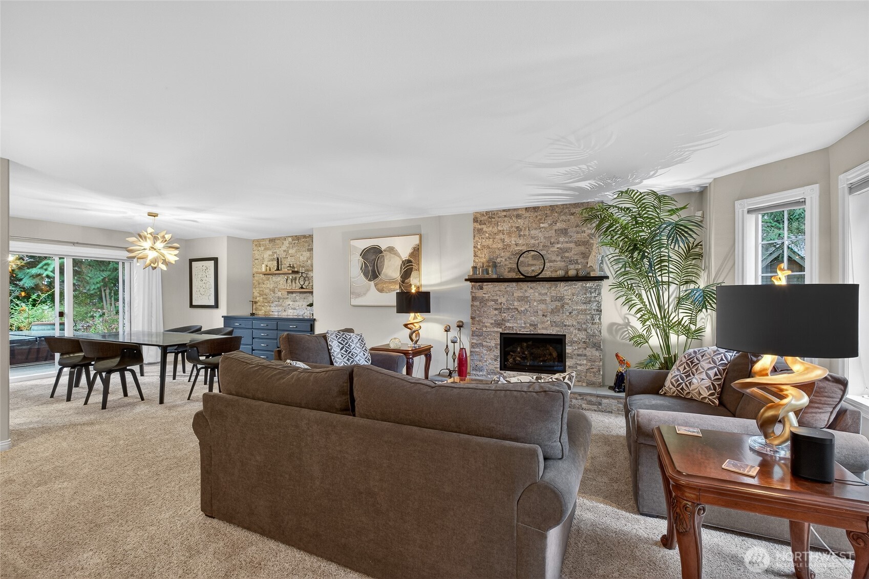 Blaine, Washington, 98230, United States, 4 Bedrooms Bedrooms, ,4 BathroomsBathrooms,Residential,Active,2032408