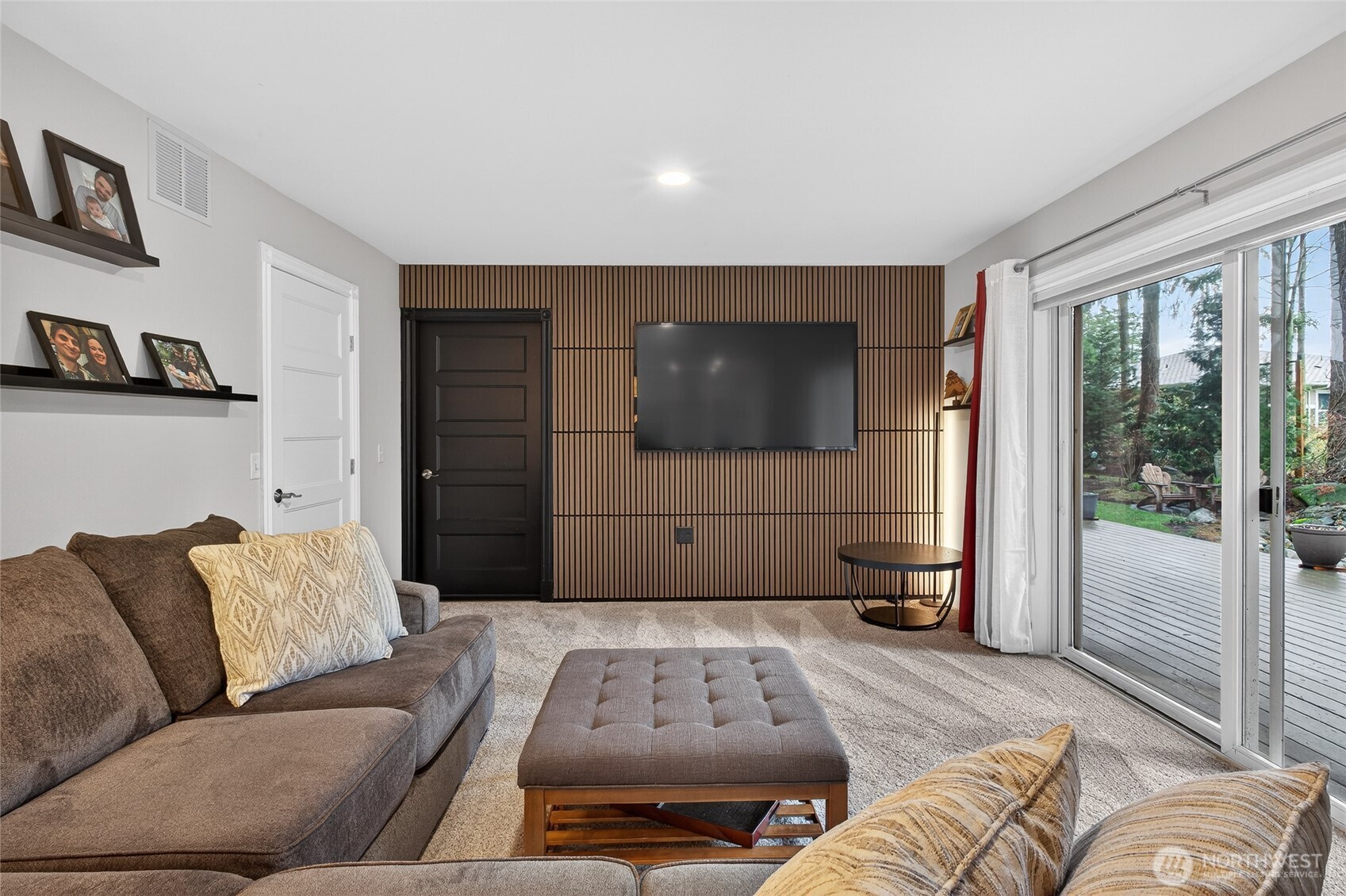 Blaine, Washington, 98230, United States, 4 Bedrooms Bedrooms, ,4 BathroomsBathrooms,Residential,Active,2032408