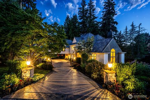 Photo of 6351 163rd Place SE, Bellevue, WA 98006 (MLS # 2545623)