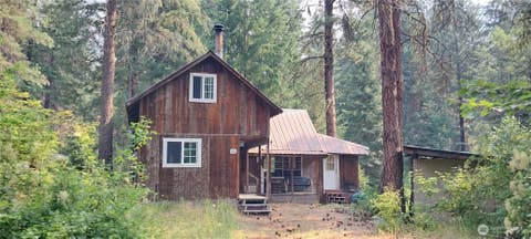 Photo of 16745 SECOND CREEK RD RD, Leavenworth, WA 98826 (MLS # 2558420)