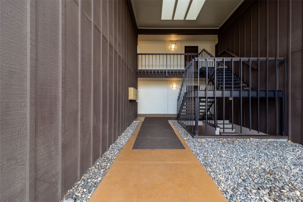 Photo of 364 Catherine Street #S10, Walla Walla, WA 99362 (MLS # 2467588)