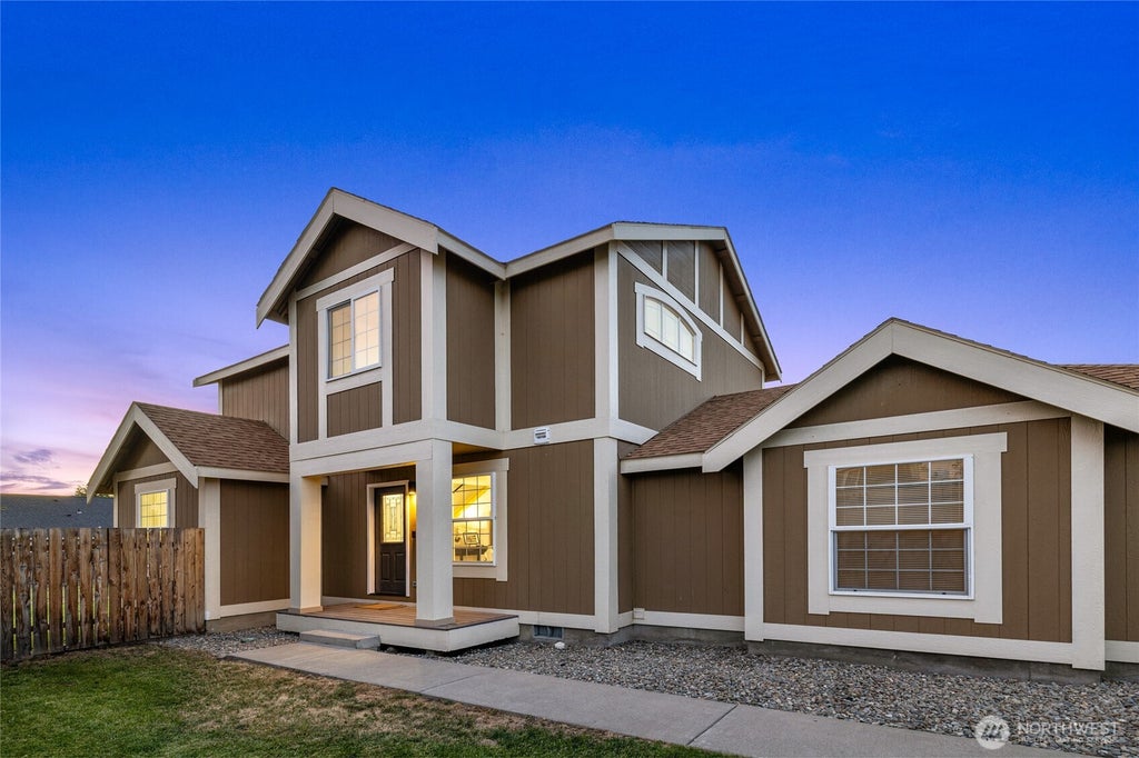 Photo of 2417 N Water Street, Ellensburg, WA 98926 (MLS # 2550295)
