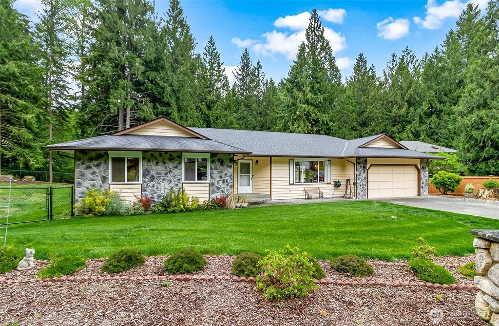 Photo of 12425 182nd Ave SE Ave, Snohomish, WA 98290 (MLS # 2375909)