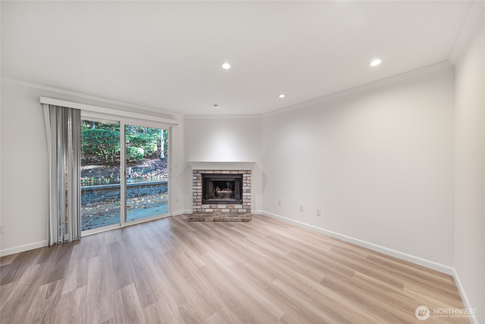 10026 NE 127th Place D117