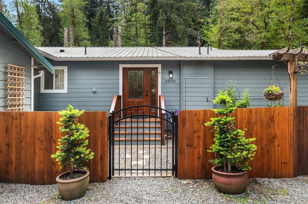 Photo of 33125 SE 126th Street, Issaquah, WA 98027 (MLS # 1966446)