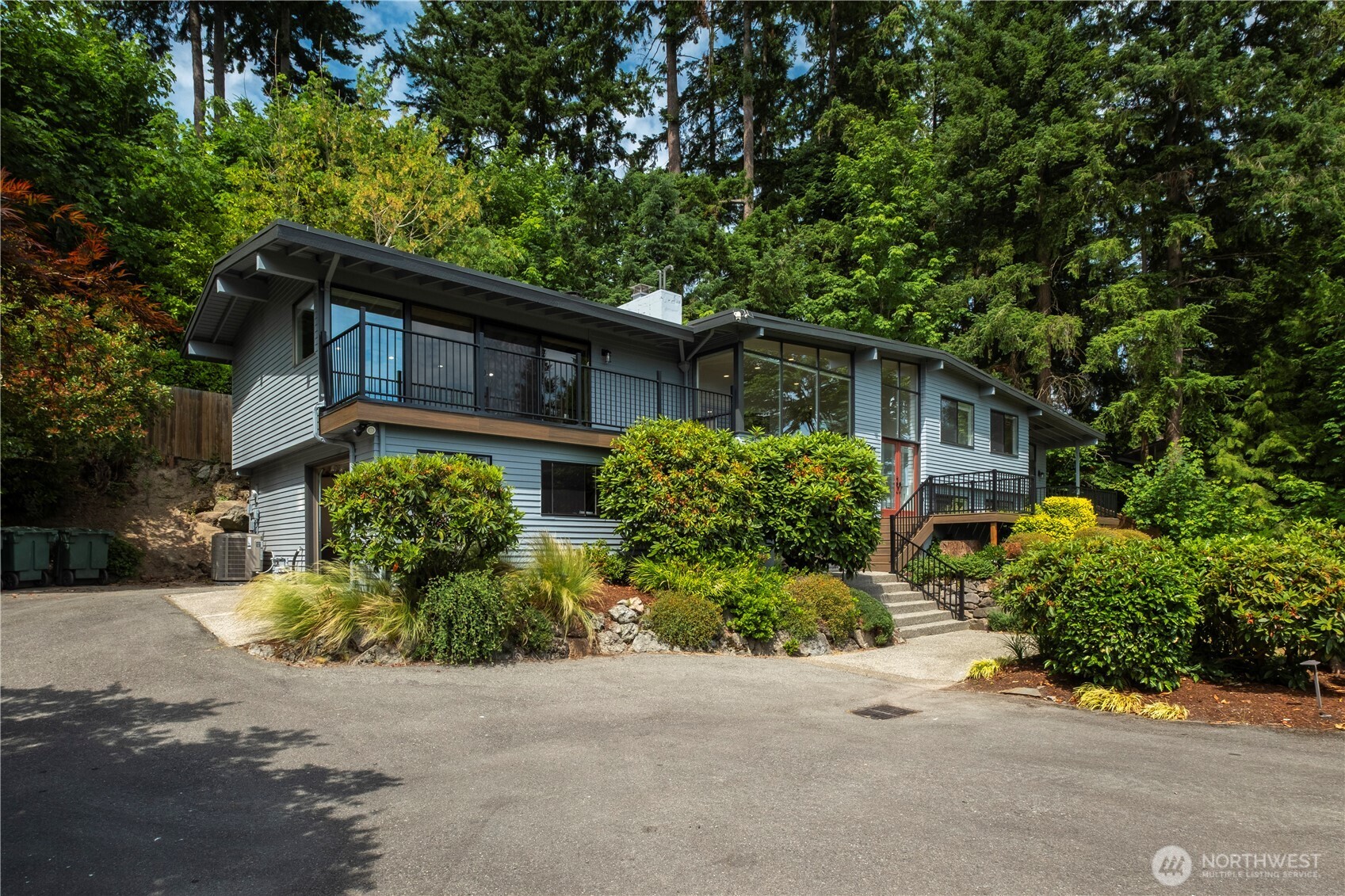 639 W Lake Sammamish Pkwy NE