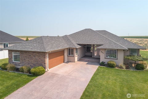 Photo of 8071 Dune Lake Road SE, Moses Lake, WA 98837 (MLS # 2567288)