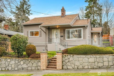 5122 S Brighton Street, Seattle, WA 98118 - MLS#: 2335210