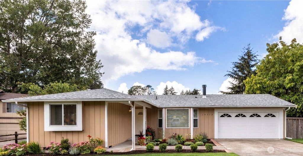 Photo of 14512 2nd Avenue E, Tacoma, WA 98445 (MLS # 2484850)