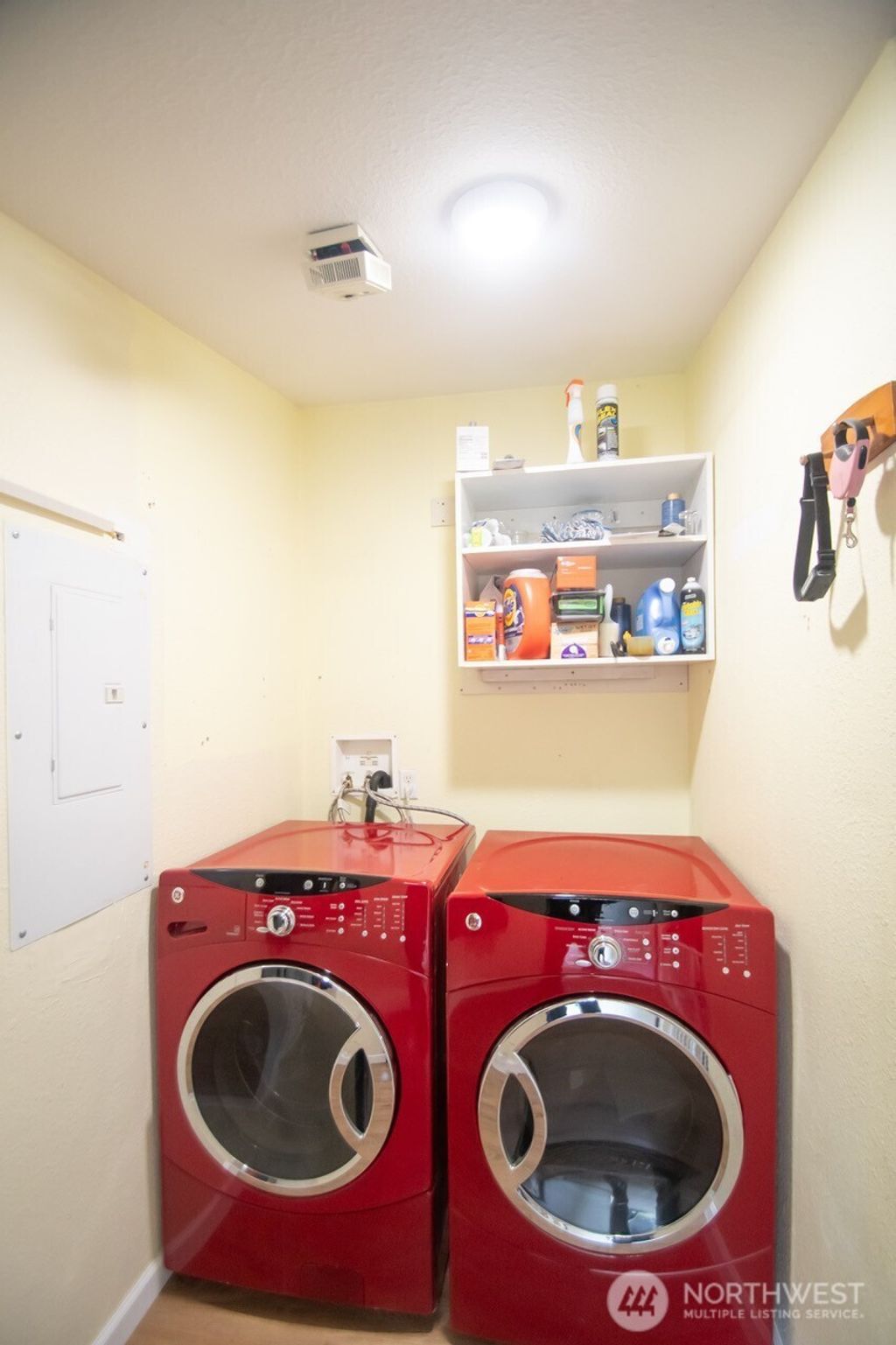 Photo of 307 S 3rd Ave St, Pe Ell, WA 98572 (MLS # 2483756)