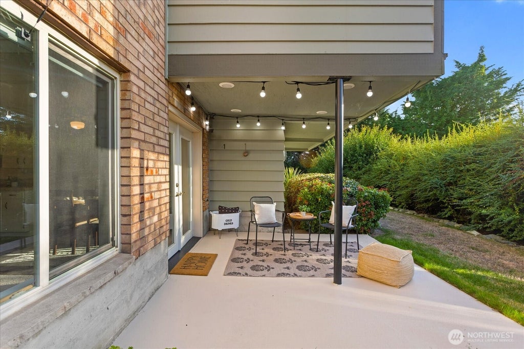 Photo of 220 Alder Street #1, Edmonds, WA 98020 (MLS # 2586431)