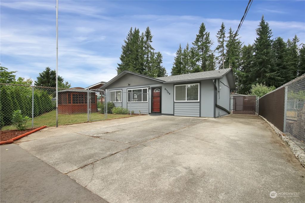 Photo of 21708 SE 291st Street, Black Diamond, WA 98010 (MLS # 2148294)