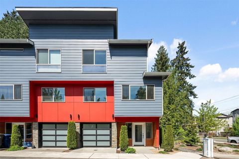 Photo of 19305 7th Ave AVE W #B6, Lynnwood, WA 98036 (MLS # 2518488)