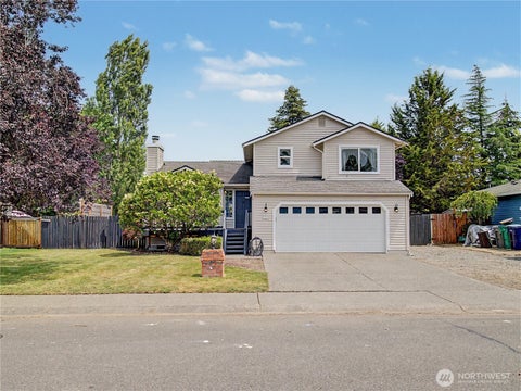 Photo of 307 Berninger Street, Enumclaw, WA 98022 (MLS # 2546375)
