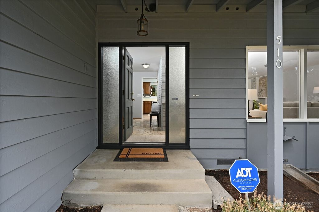 Photo of 510 NW 201st Place, Shoreline, WA 98177 (MLS # 2420504)