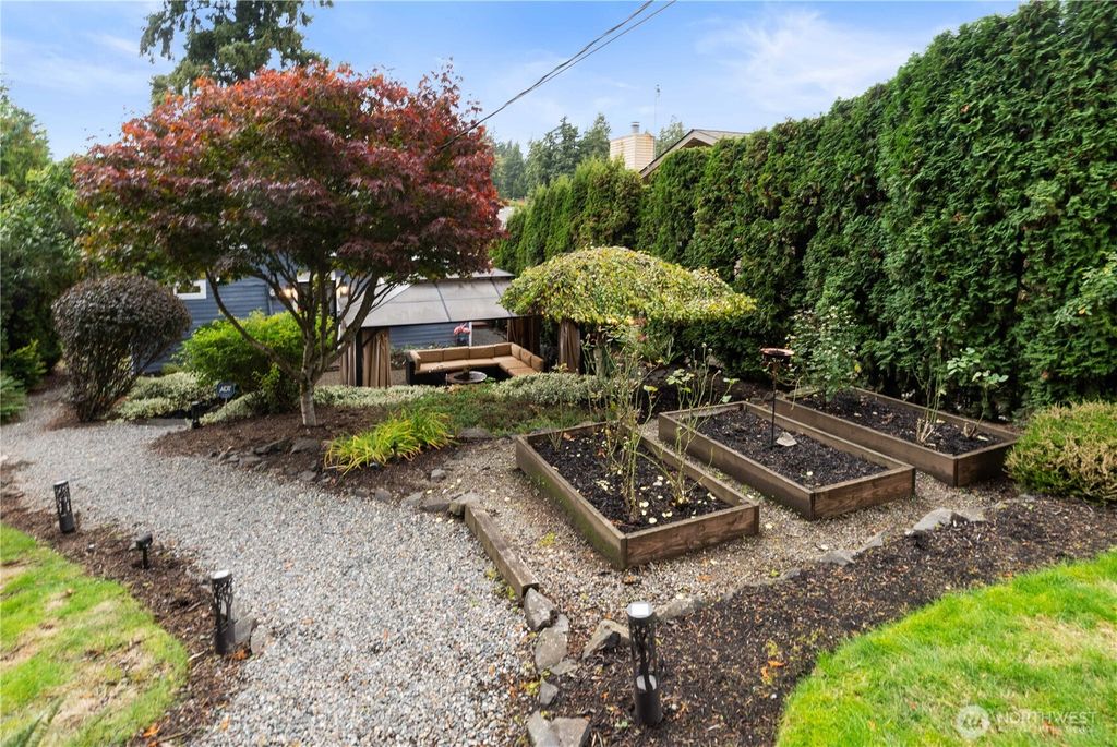 Photo of 3222 S 276th Street, Auburn, WA 98001 (MLS # 2432940)