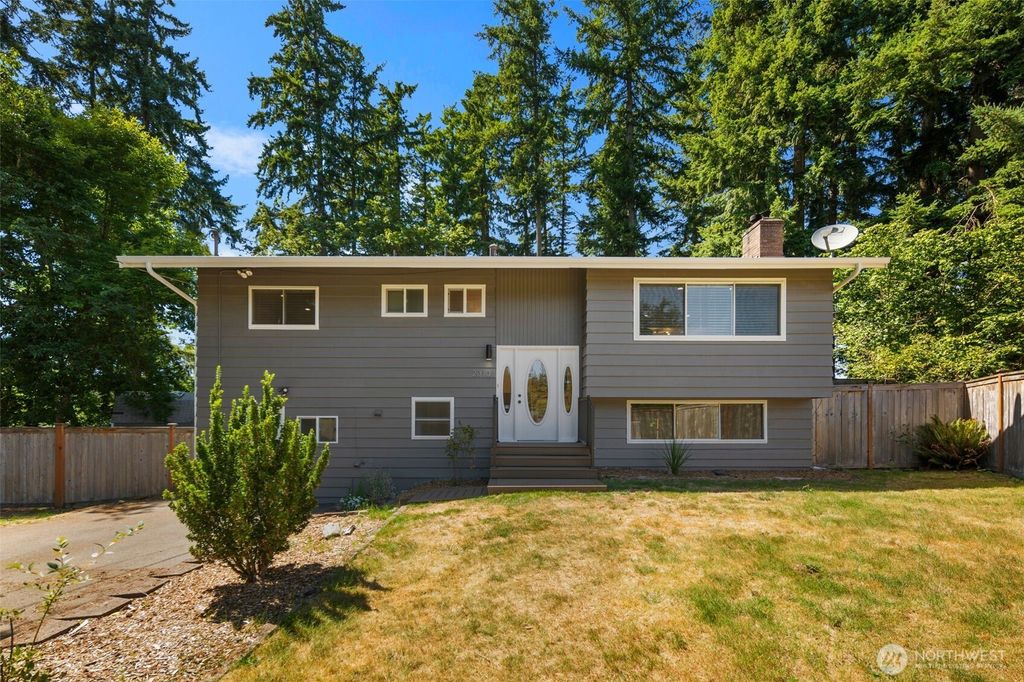 Photo of 20101 95th Place NE, Bothell, WA 98011 (MLS # 2439444)
