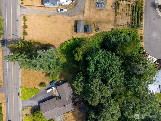 9311 PEACOCK HILL AVE, GIG HARBOR, WA 98332 - Image 4fe34203ef34ca5f644c8e53e4b63bf2/194101340