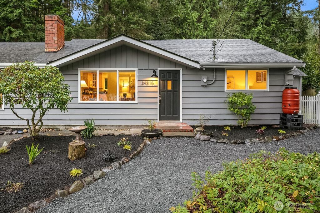 Photo of 24315 104th Place W, Edmonds, WA 98020 (MLS # 2464583)