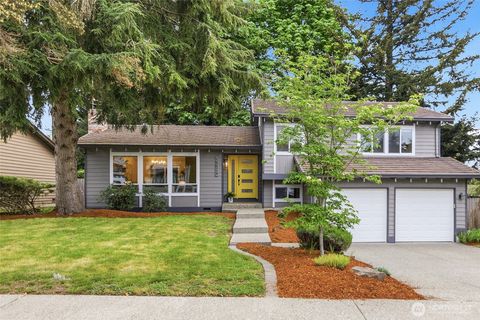 Photo of 15524 SE 179th Street, Renton, WA 98058 (MLS # 2520502)