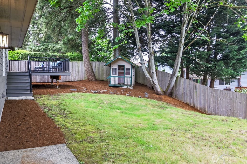 Photo of 15524 SE 179th Street, Renton, WA 98058 (MLS # 2520502)